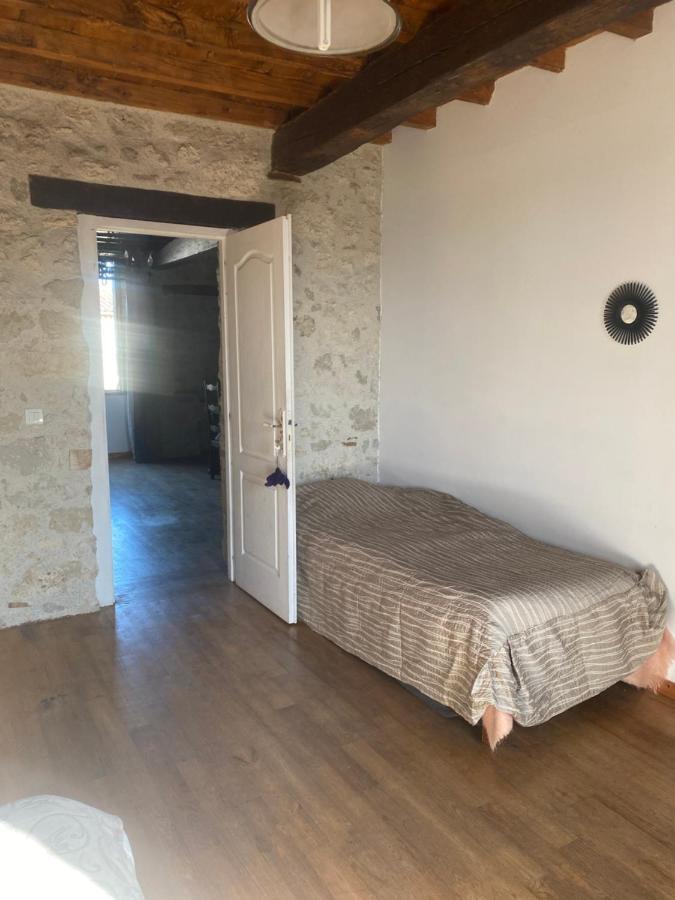 Chez Sophie -Chambres D'Hotes, Gite Et Gite Equestre Clermont-Dessous 外观 照片