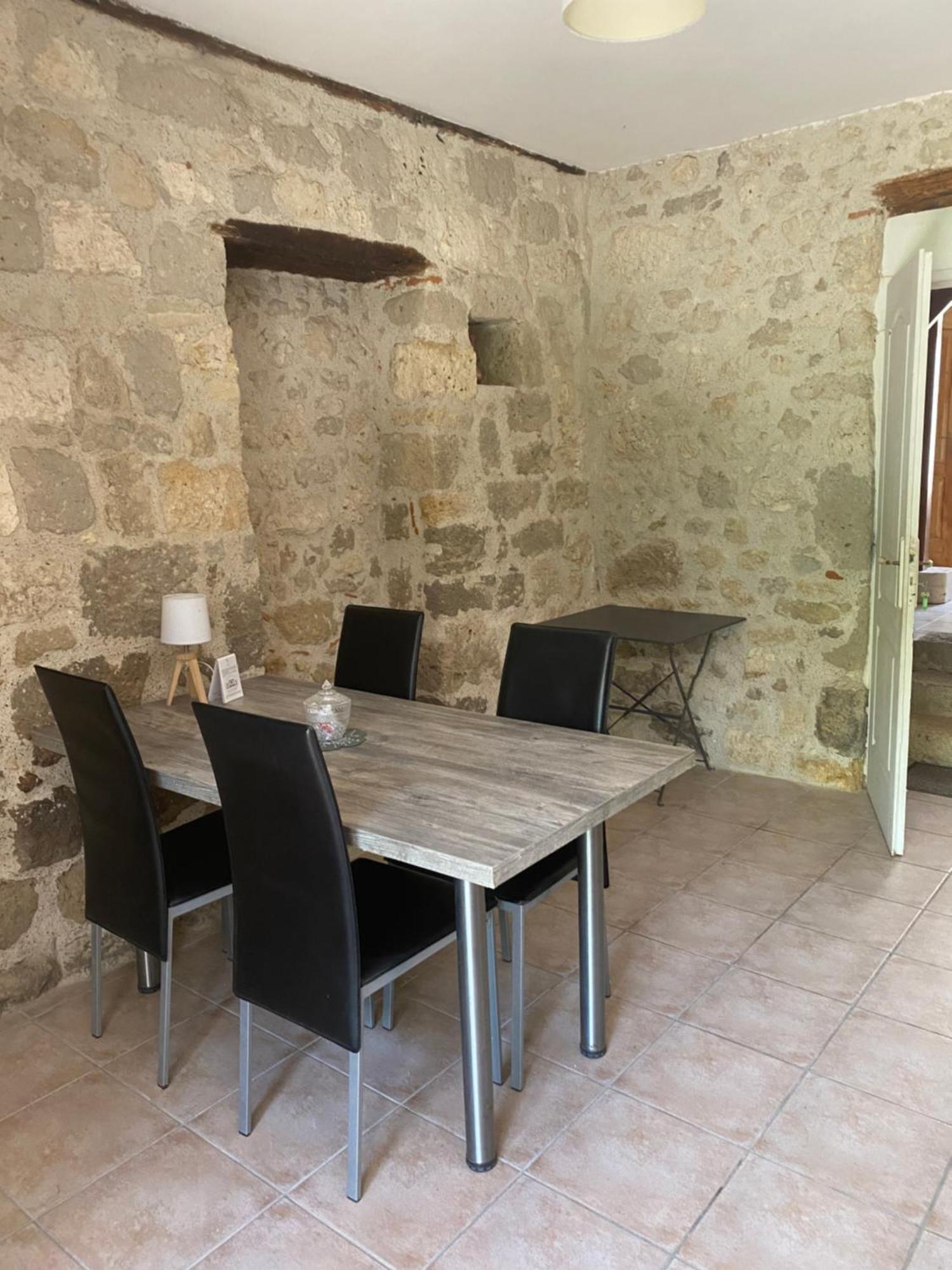 Chez Sophie -Chambres D'Hotes, Gite Et Gite Equestre Clermont-Dessous 外观 照片