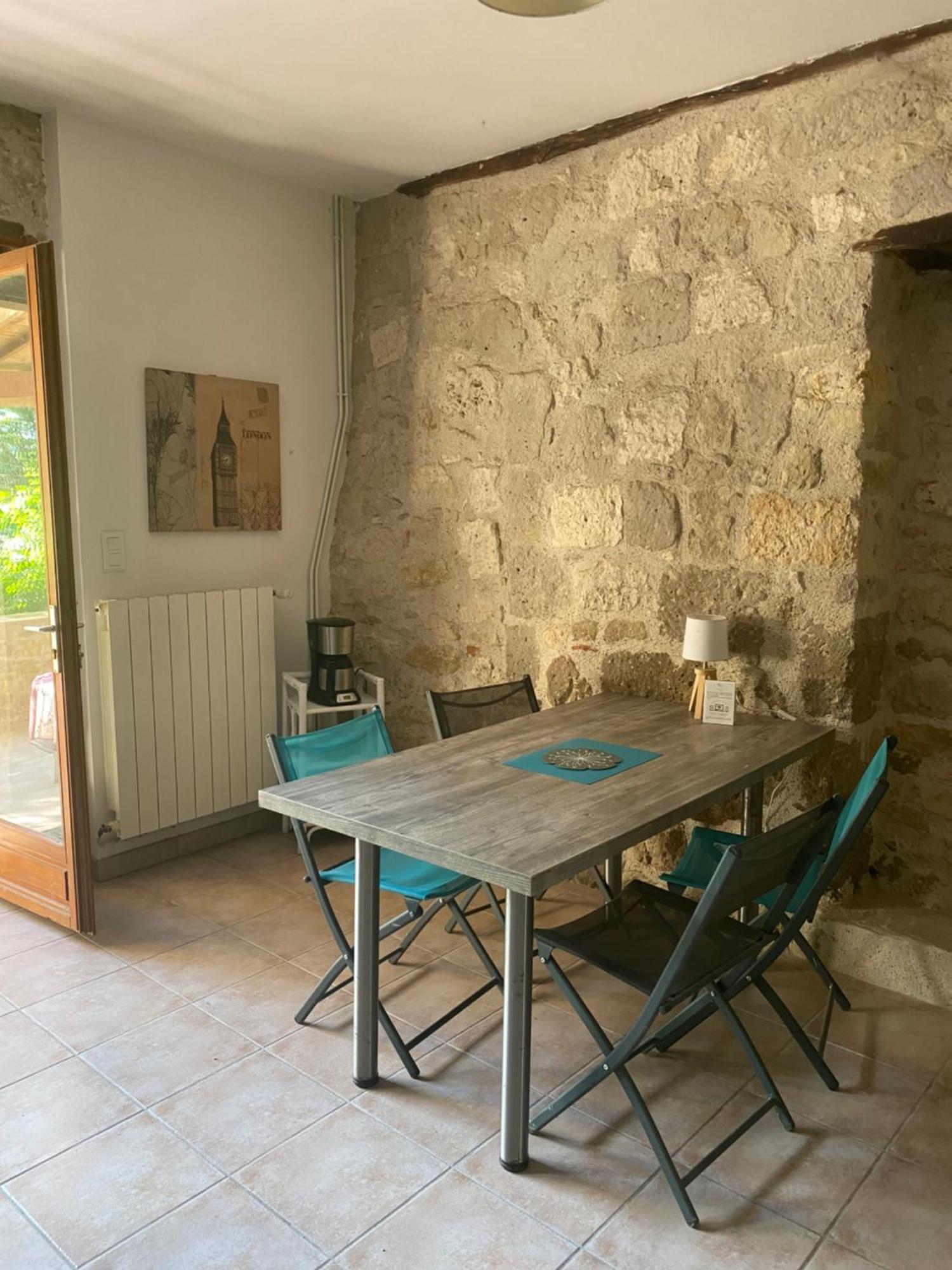 Chez Sophie -Chambres D'Hotes, Gite Et Gite Equestre Clermont-Dessous 外观 照片